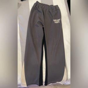Gallery Dept. Flared Sweatpants - Size M